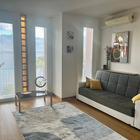 Apartamento Elizaveta Oggebio Exterior foto