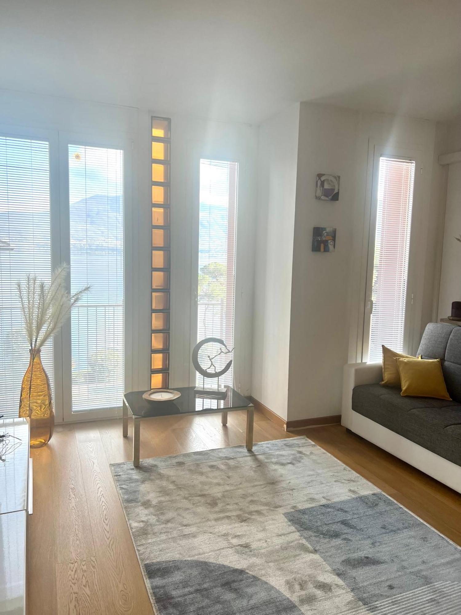 Apartamento Elizaveta Oggebio Exterior foto